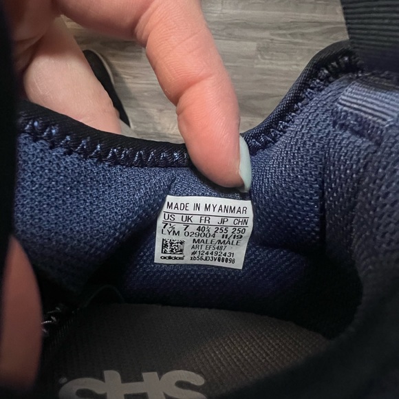 Adidas XPLR Shoes - Picture 4 of 4